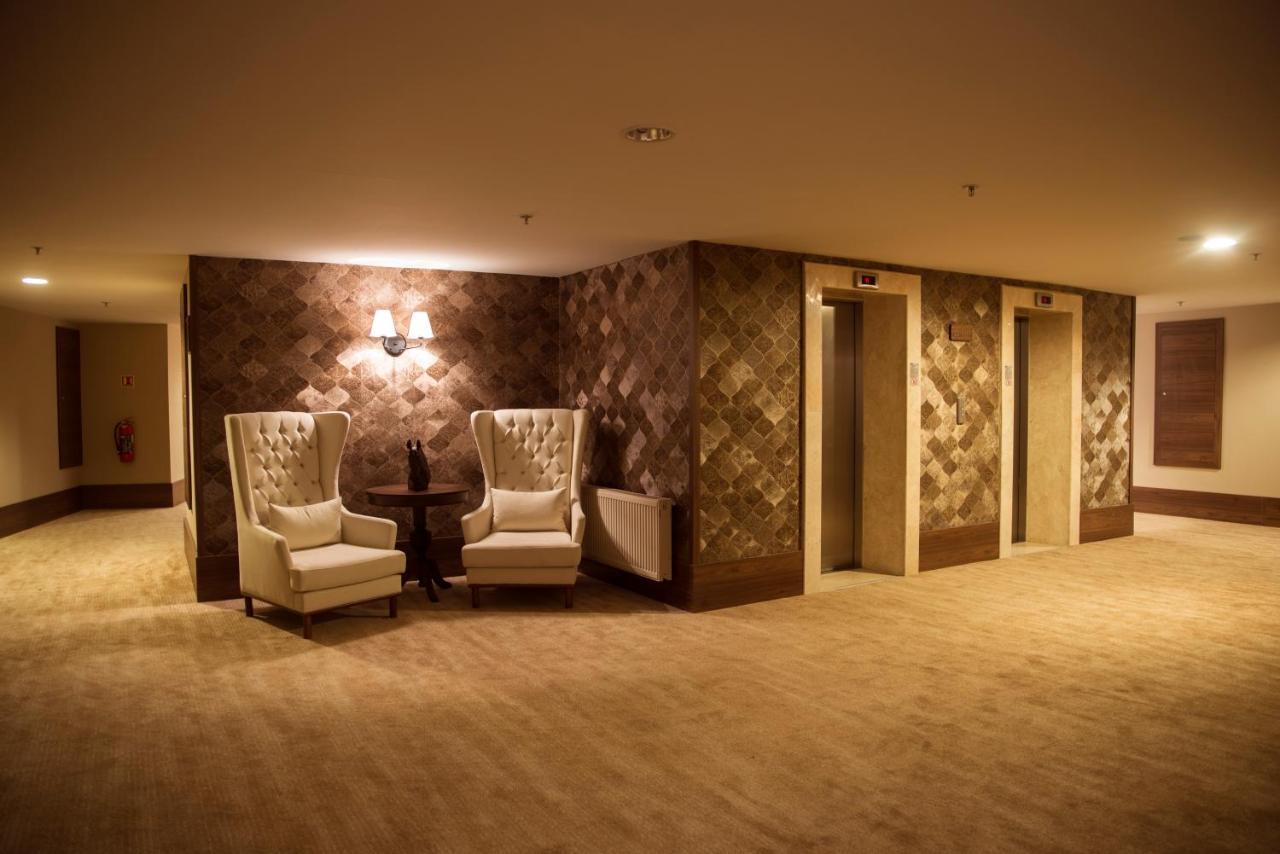 Karinna Hotel Convention Center & Spa - Full Board Plus Bursa Bagian luar foto