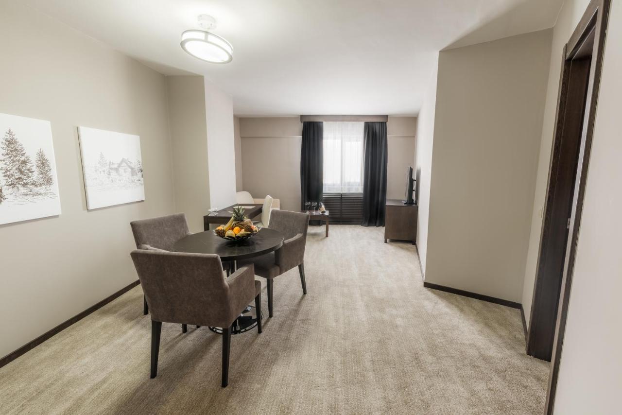 Karinna Hotel Convention Center & Spa - Full Board Plus Bursa Bagian luar foto