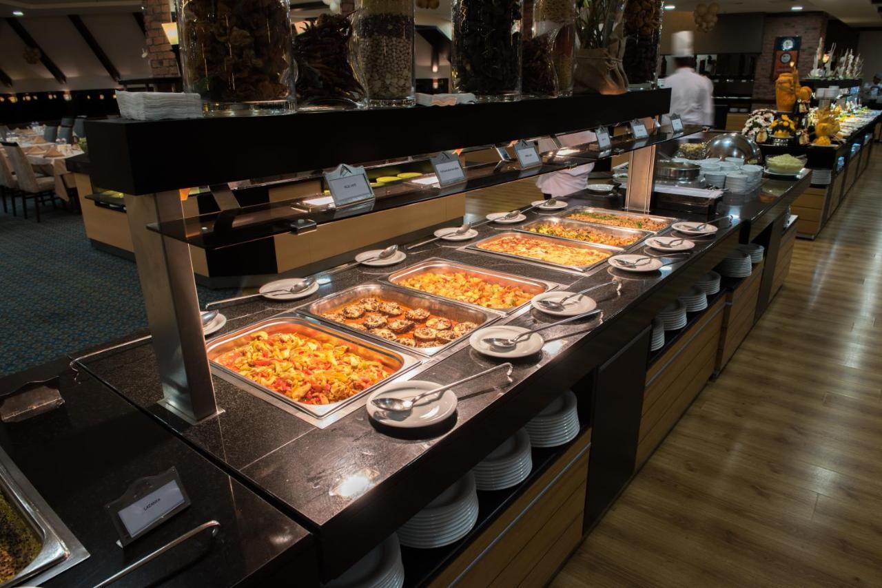 Karinna Hotel Convention Center & Spa - Full Board Plus Bursa Bagian luar foto
