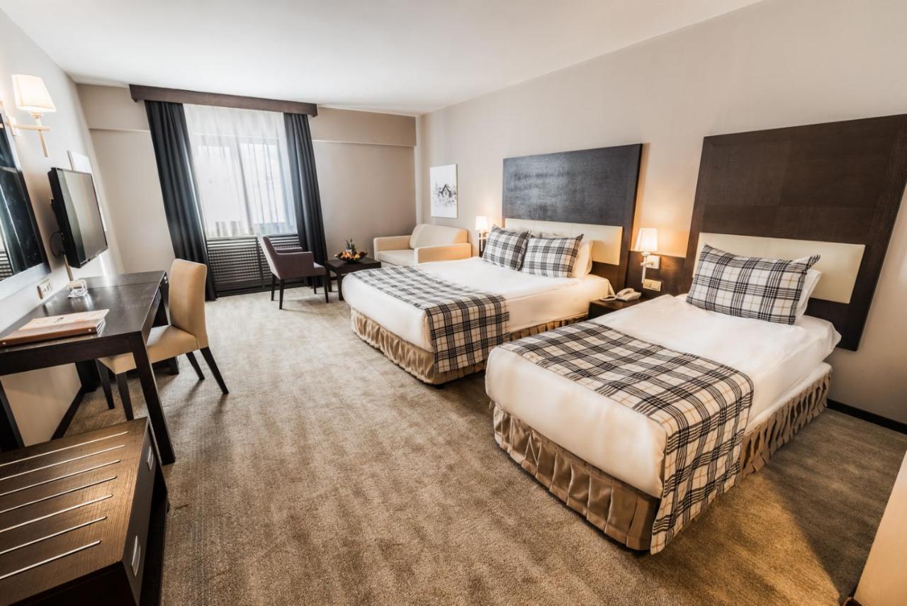Karinna Hotel Convention Center & Spa - Full Board Plus Bursa Bagian luar foto